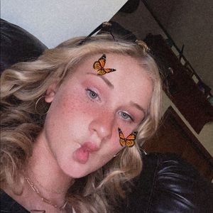 Meet your Posher, Madeline